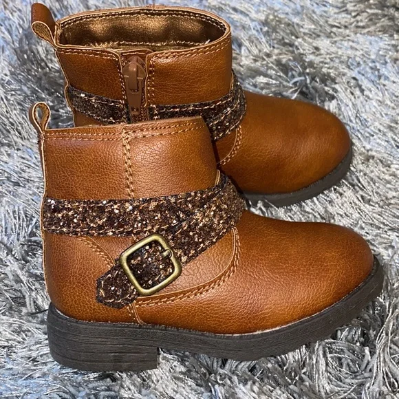 Carter’s Toddler Shoe Bundle - Picture 2 of 5